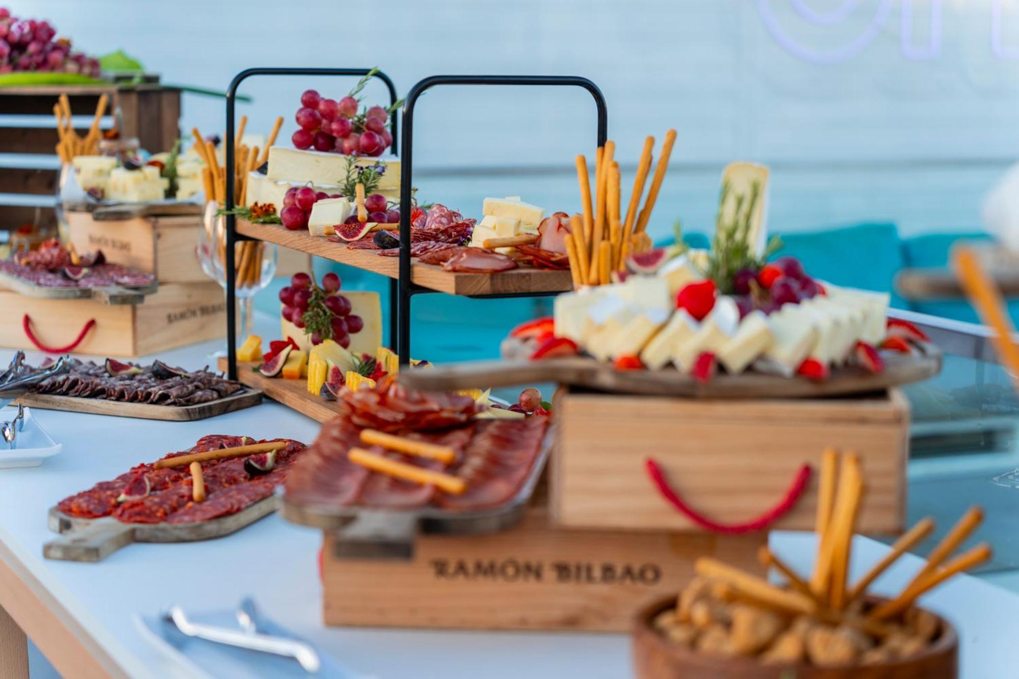 Onmood Cala Ratjada - Brunch & Party Hotell Exteriör bild