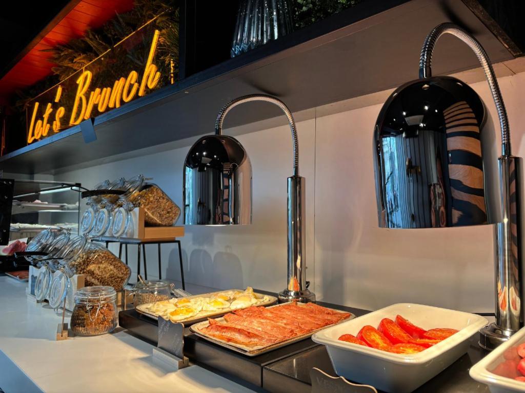 Onmood Cala Ratjada - Brunch & Party Hotell Exteriör bild
